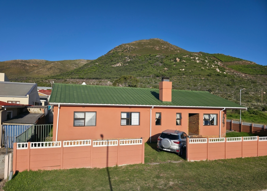 3 Bedroom Property for Sale in Hawston Western Cape